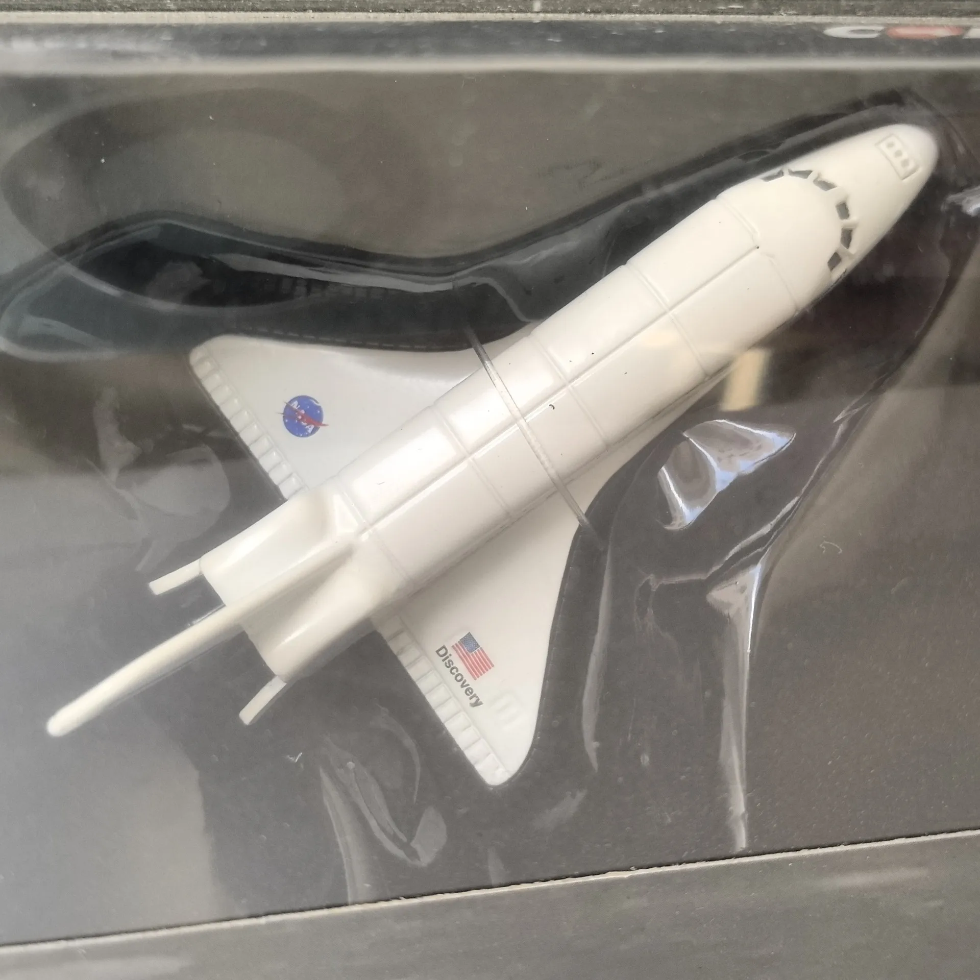 Diecast Paparazzi Spacecraft Model 3 A Collectible 3 Diecast Paparazzi Spacecraft Model 3 A Collectible - Image 3