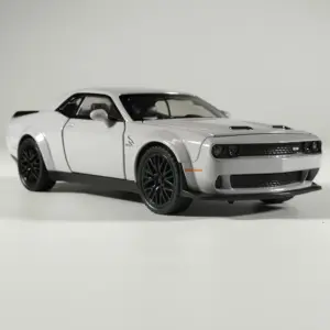Dodge Challenger Hellcat 1:32 Scale Diecast Model 12 S9fc28849db8d41dc8f466194fb3ef79et