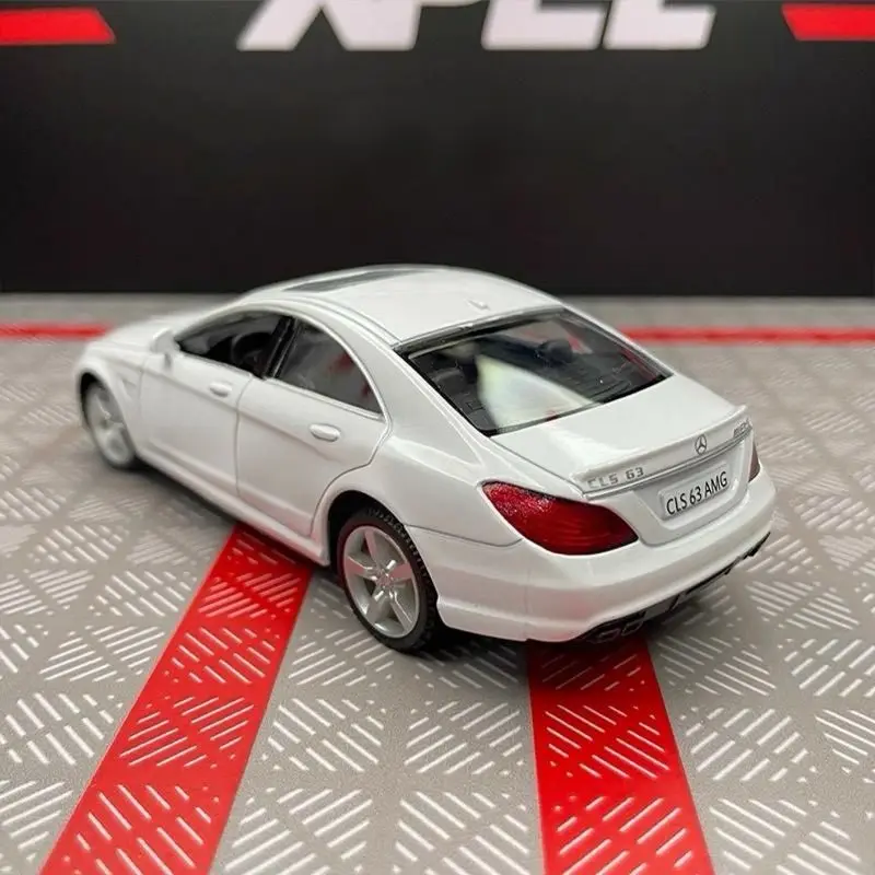 Mercedes-Benz CLS63 AMG Coupe Diecast Model 1:36 3 Mercedes-Benz CLS63 AMG Coupe Diecast Model 1:36 - Image 3