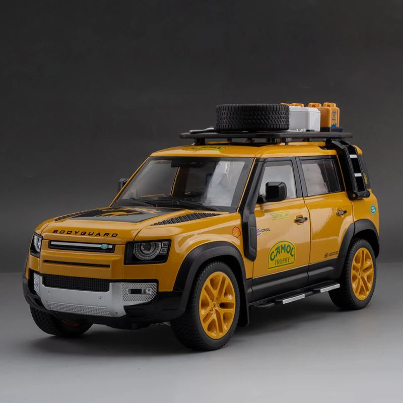 Large 1:18 Land Rover Defender 110 Model 7 Large 1:18 Land Rover Defender 110 Model - Image 7