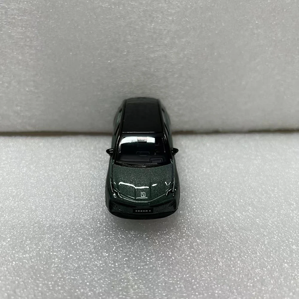 Geely Lantu 1:64 Scale Die-Cast Model Car 6 Geely Lantu 1:64 Scale Die-Cast Model Car - Image 6