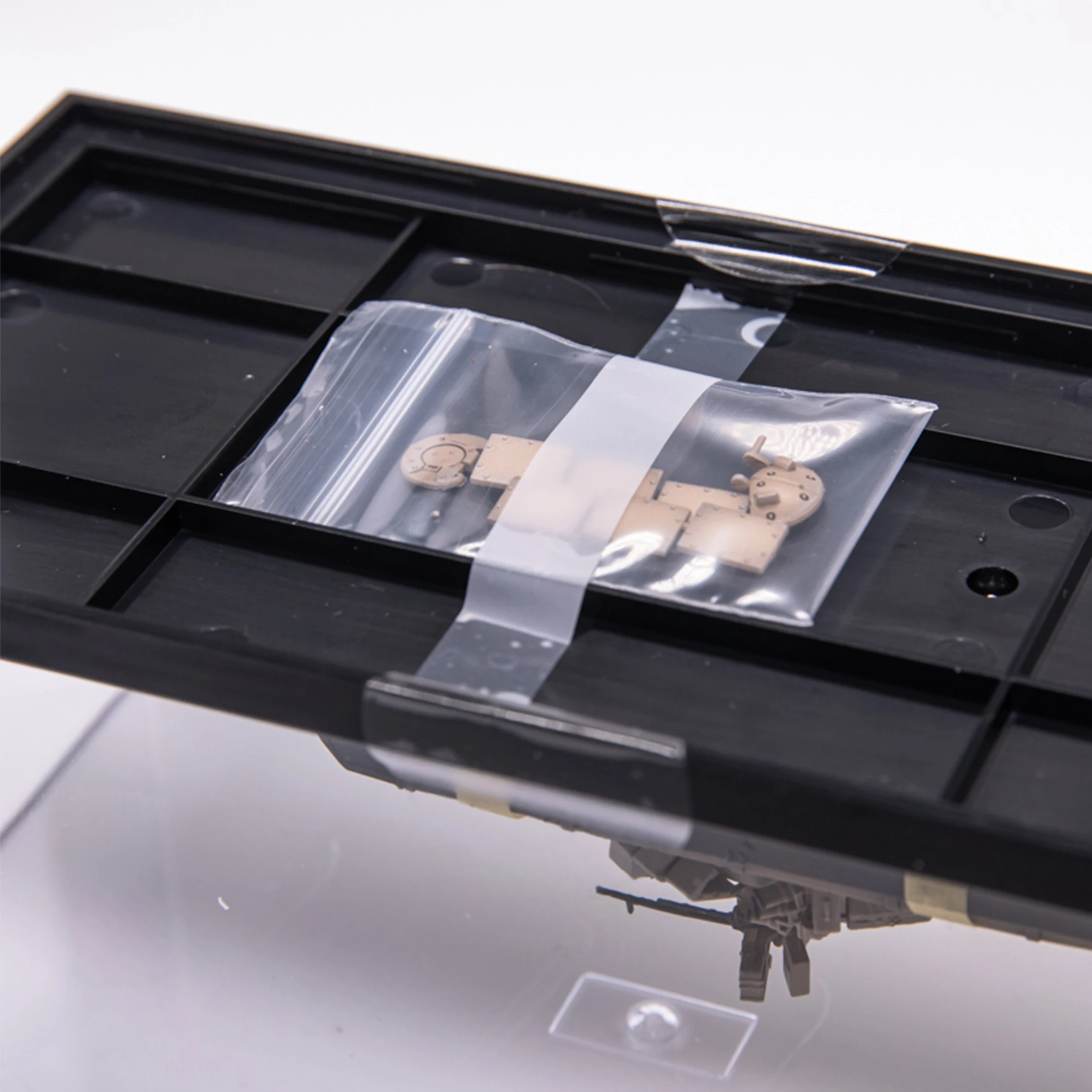 Russian T-90 Tank Model 1/72 Scale Desert Camouflage 6 Russian T-90 Tank Model 1/72 Scale Desert Camouflage - Image 6