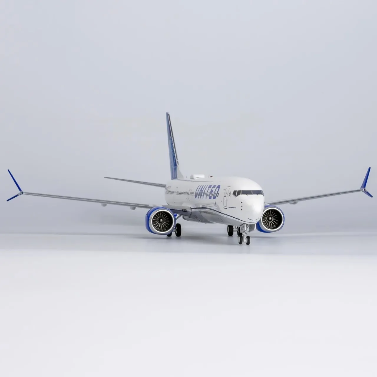 Boeing B737 MAX10 1/200 Scale Diecast Model 3 Boeing B737 MAX10 1/200 Scale Diecast Model - Image 3