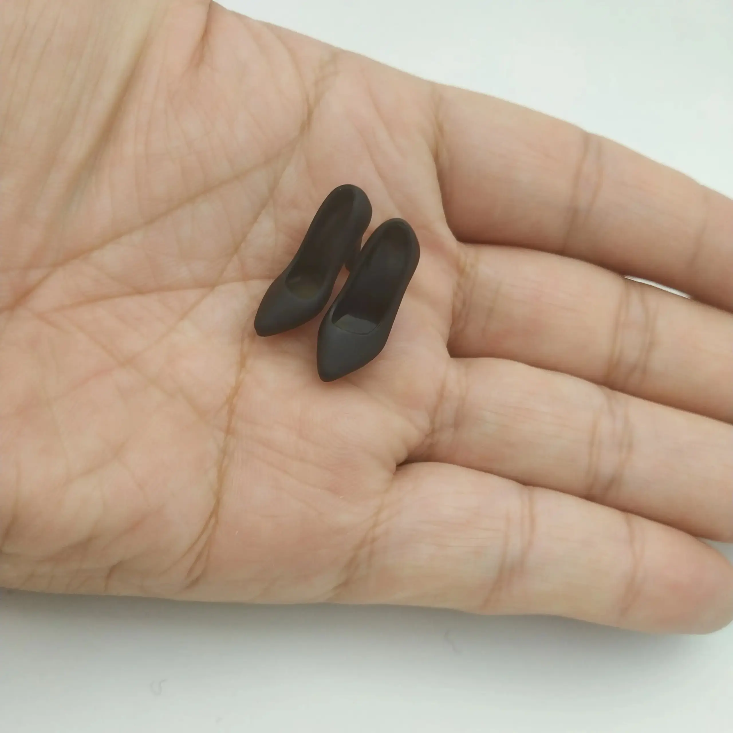 1/12 Scale Black High Heels for Action Figures 3 1/12 Scale Black High Heels for Action Figures - Image 3