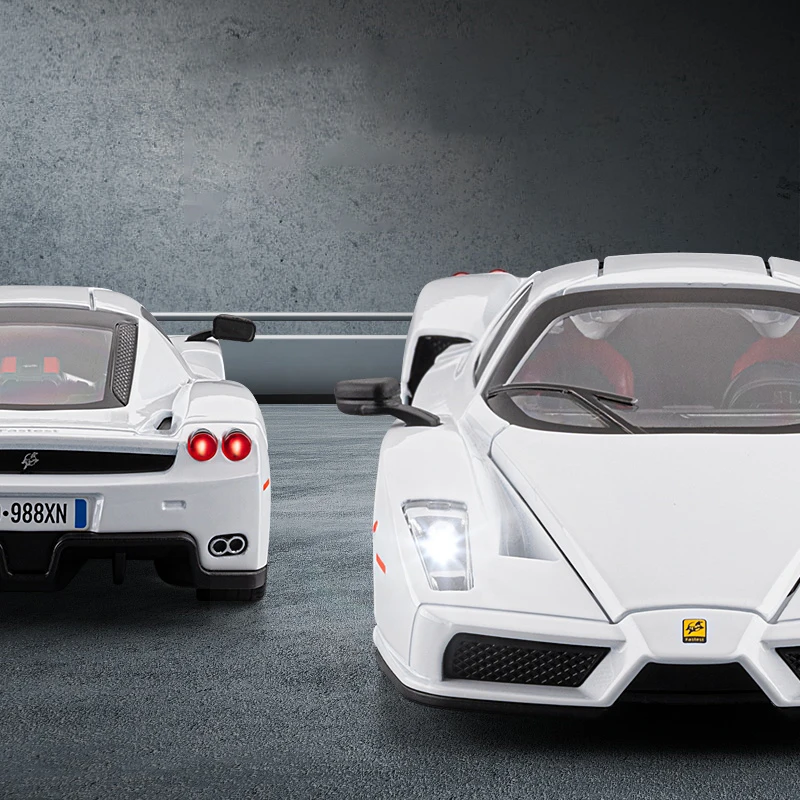 1:24 Enzo Sports Car Diecast Model красный 2 1:24 Enzo Sports Car Diecast Model красный - Image 2