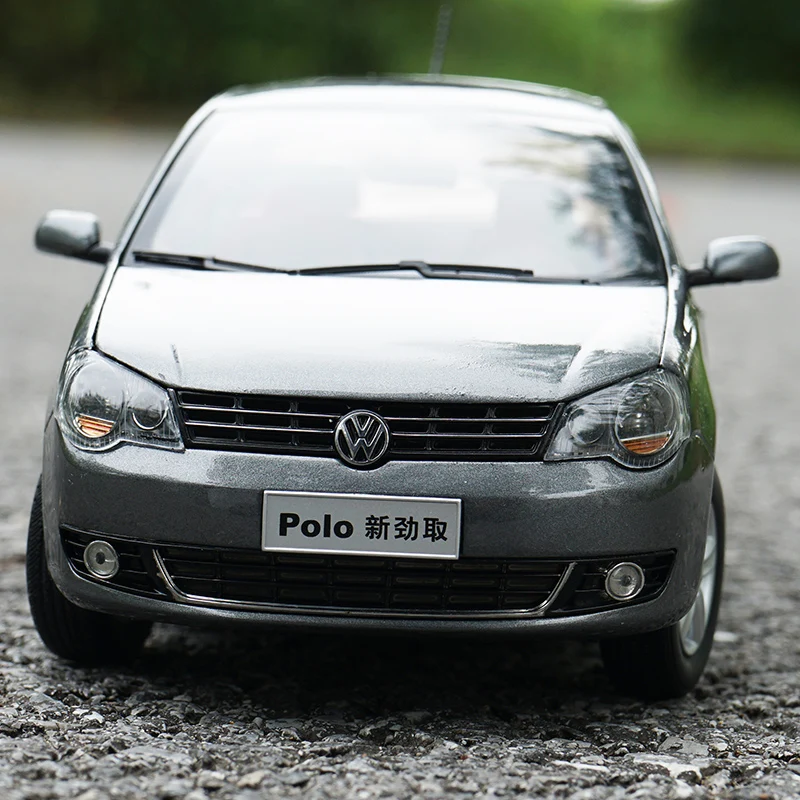 Diecast 1/18 Scale VW Polo Model Vehicle 3 Diecast 1/18 Scale VW Polo Model Vehicle - Image 3
