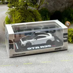 1:64 Scale Diecast Metal Nissan GT-R R35 Model 12 Sa5877cccd7984be7ab885b36ec1edd36T