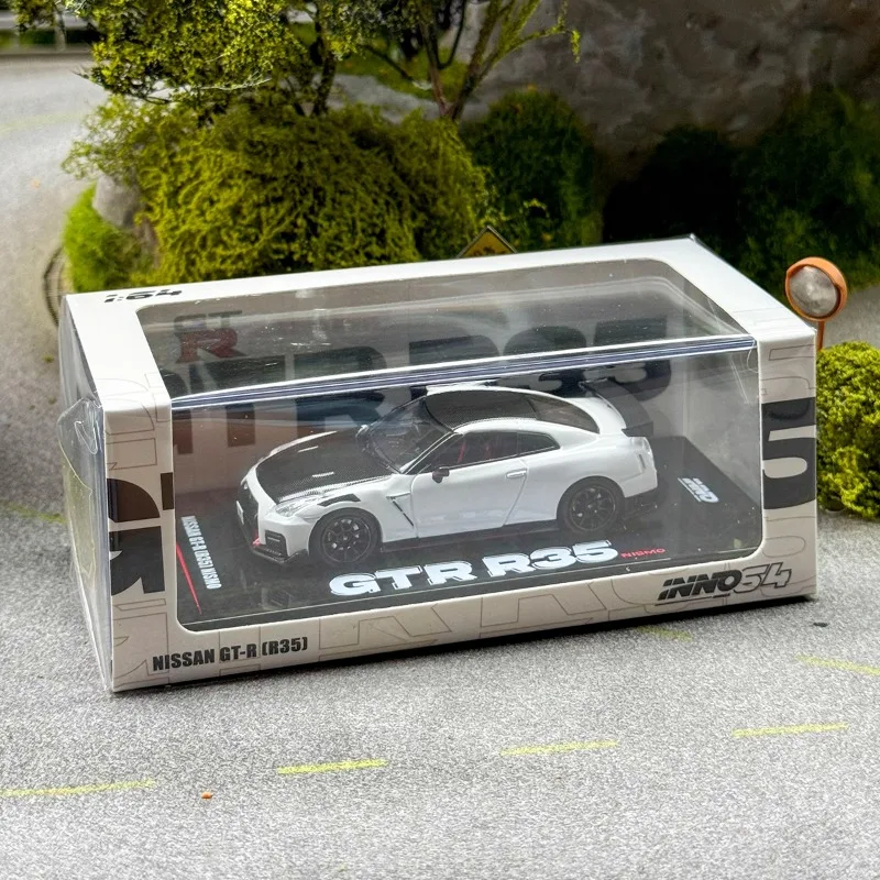 1:64 Scale Diecast Metal Nissan GT-R R35 Model 6 1:64 Scale Diecast Metal Nissan GT-R R35 Model - Image 6