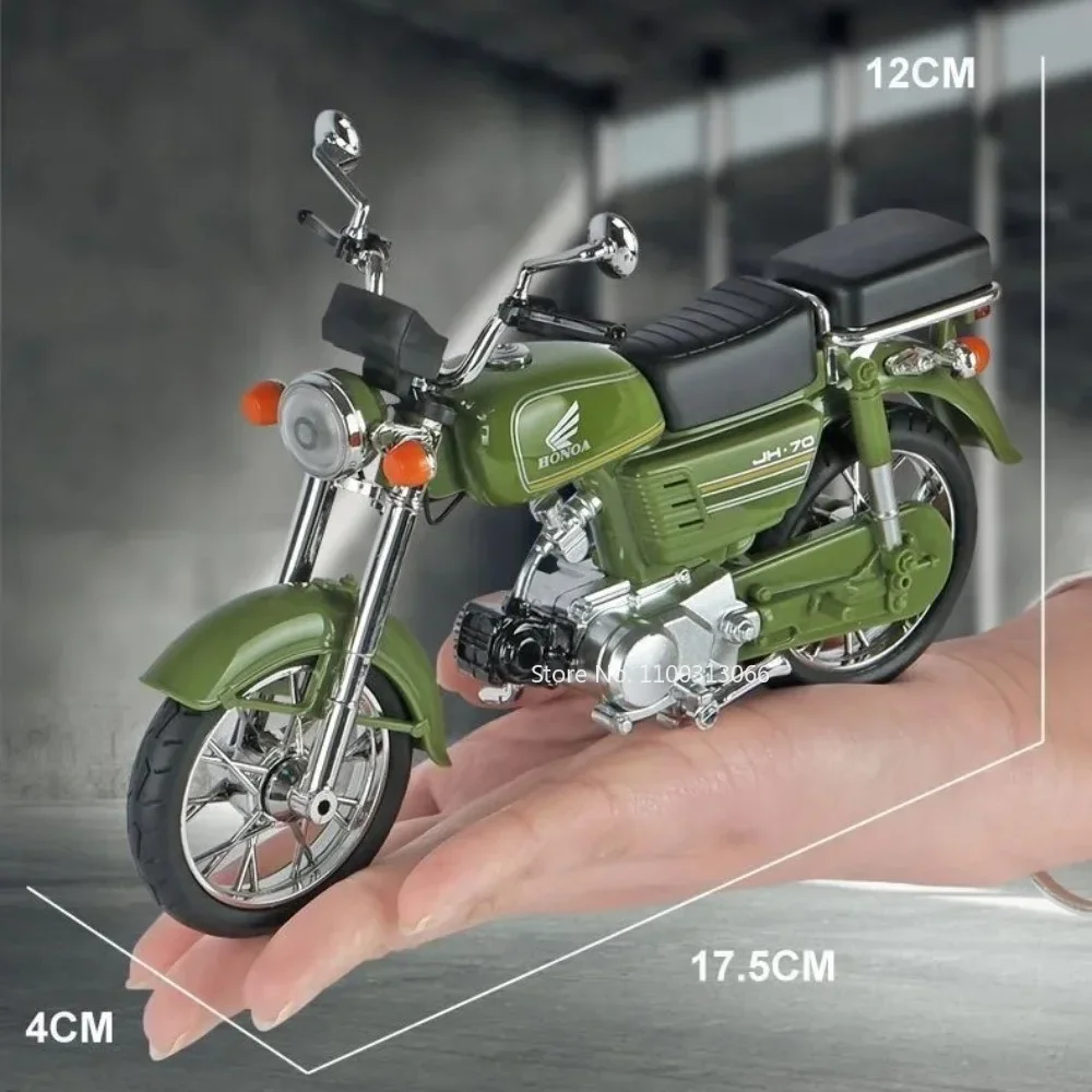 Vintage Vespa 946 Diecast Model 1:12 Scale 3 Vintage Vespa 946 Diecast Model 1:12 Scale - Image 3