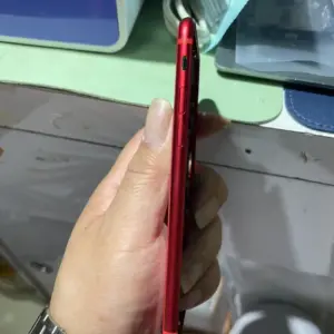 iPhone SE2022 Red Metal Frame Accessory 6 Sa6e3a1a3b8f944758bdfd3824a9d06128