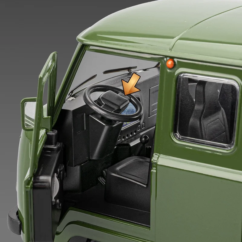 1:18 Scale Russian UAZ Traveler Bus Model 4 1:18 Scale Russian UAZ Traveler Bus Model - Image 4
