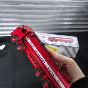 Leyland Oil Tank Truck 1:43 Scale Model 8 Sa82918fc1e0a4828ae4e35cf4babba009