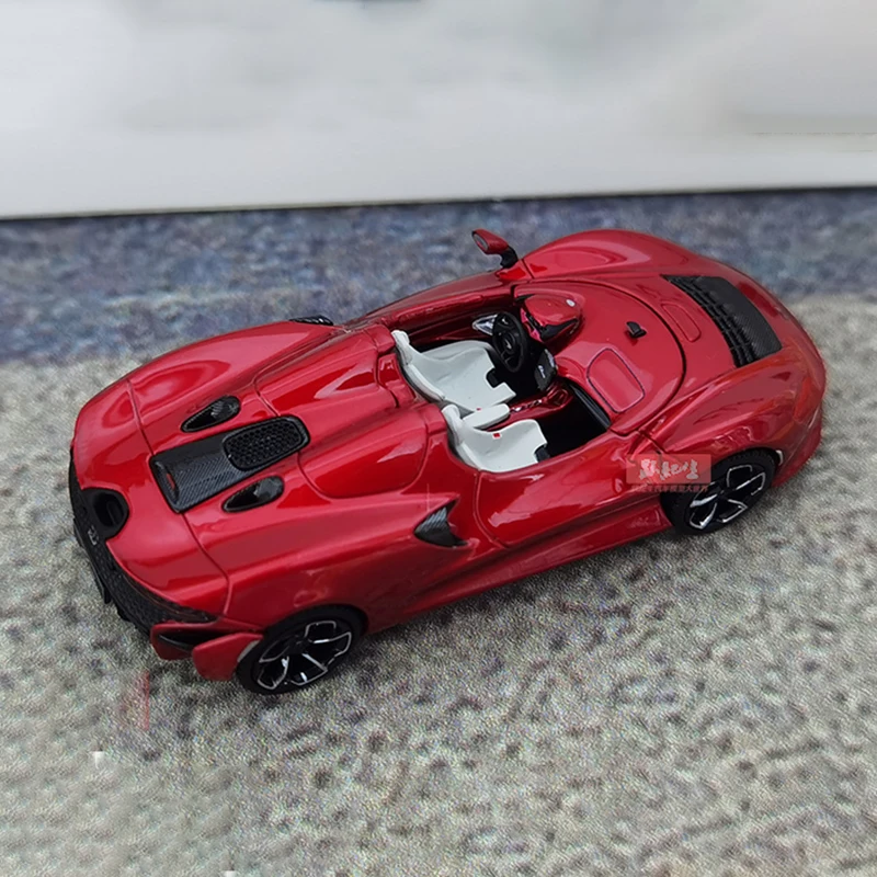 Diecast McLaren Elva M1A Model Car 1:64 Scale 4 Diecast McLaren Elva M1A Model Car 1:64 Scale - Image 4