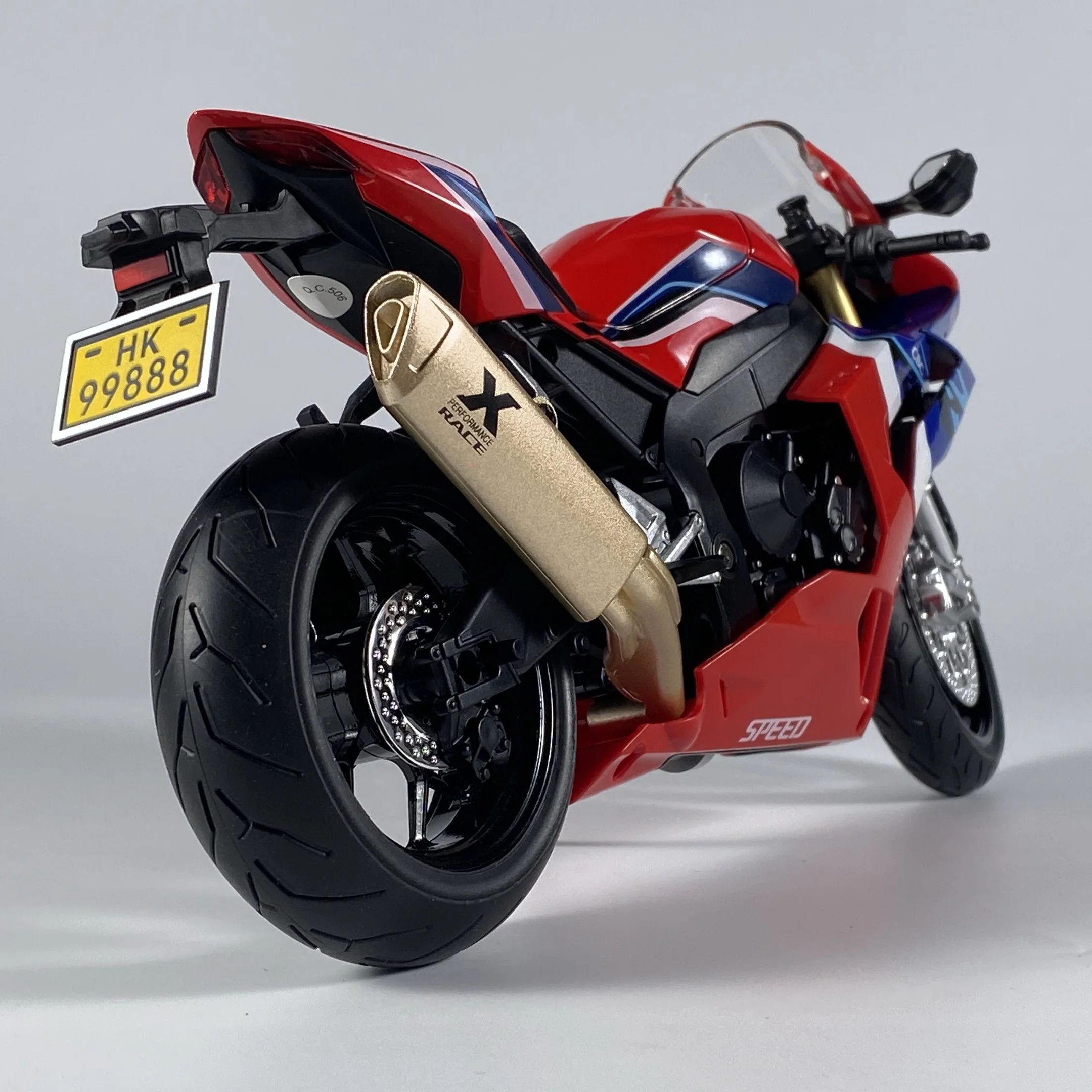 Honda CBR1000 Diecast Model 1:9 Scale 2 Honda CBR1000 Diecast Model 1:9 Scale - Image 2