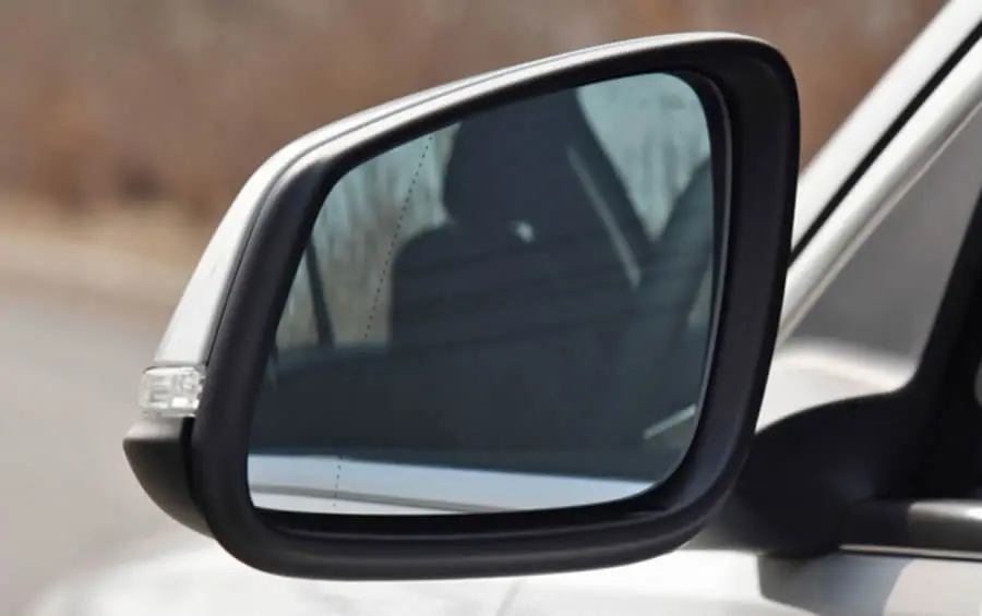 BMW X1 2017-2020 & X2 2020 Rearview Mirror Lenses 6 BMW X1 2017-2020 & X2 2020 Rearview Mirror Lenses - Image 6