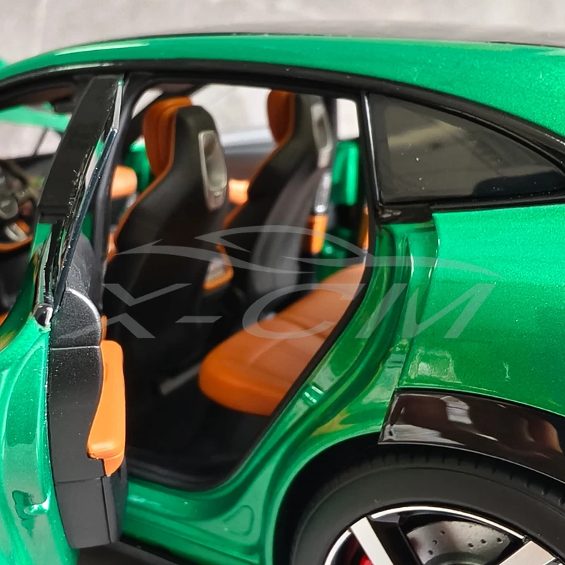 1/18 Diecast Model Car YU7 Metallic Green 4 1/18 Diecast Model Car YU7 Metallic Green - Image 4