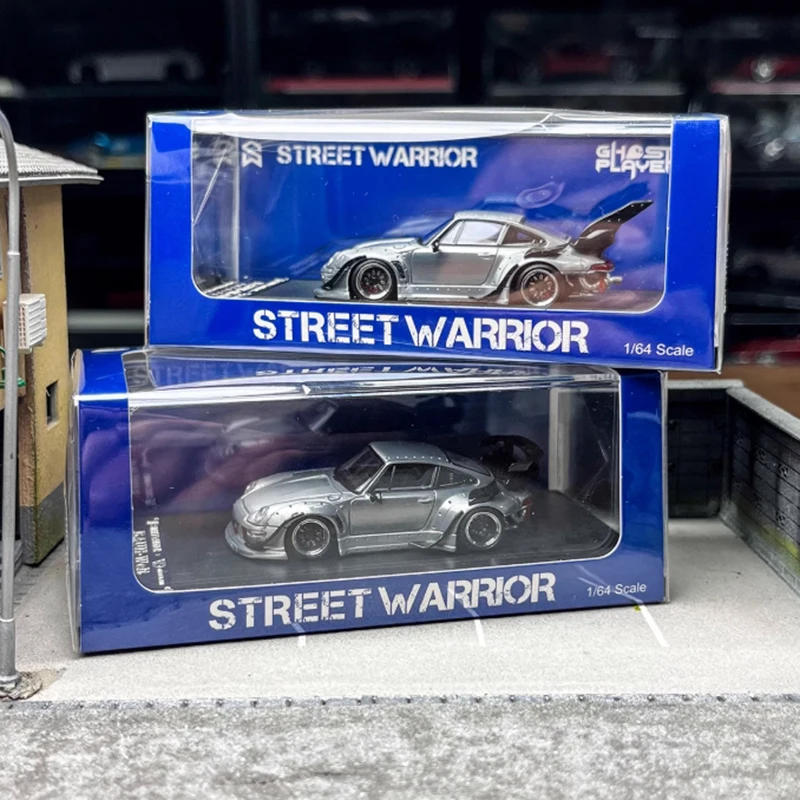 993 RWB Rotana 1:64 Scale Diecast Model 6 993 RWB Rotana 1:64 Scale Diecast Model - Image 6