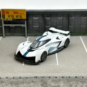 Diecast 1/64 McLaren Solus GT Model Car 8 Sabb9935859cc47df997d56ed26099290a