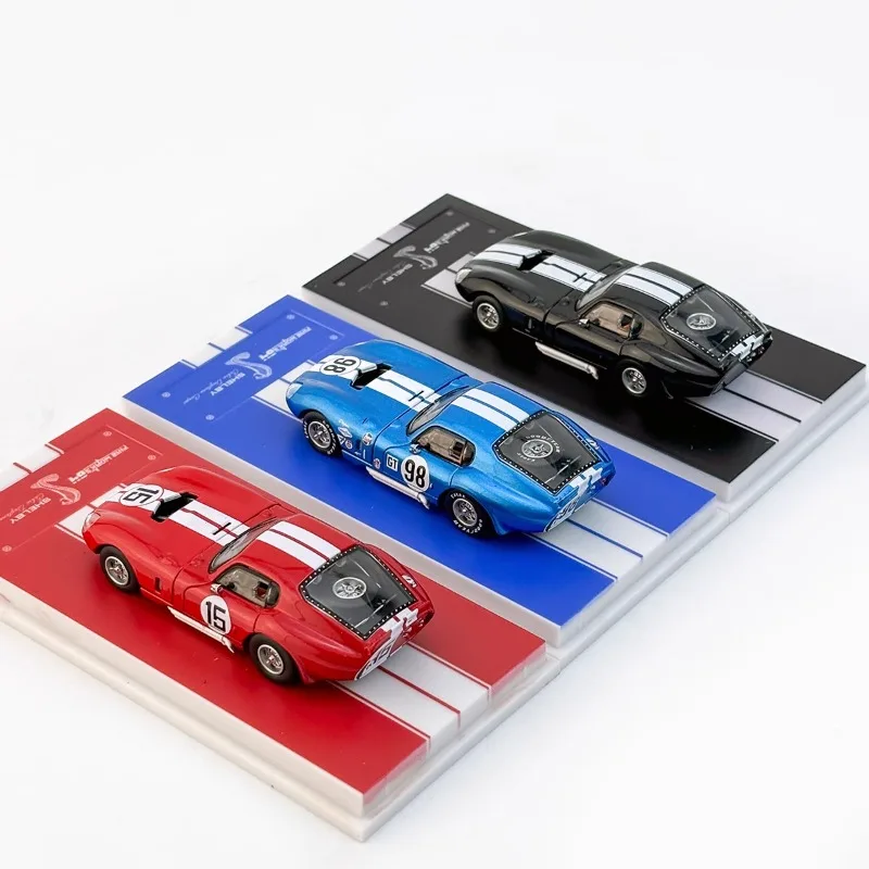 Diecast 1/64 Scale Ford Mustang Shelby Set 4 Diecast 1/64 Scale Ford Mustang Shelby Set - Image 4