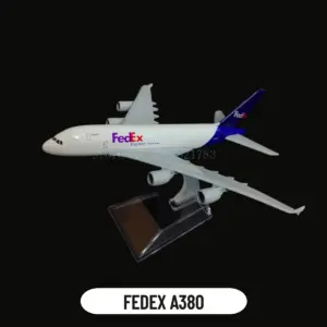 American Airlines B777 1:400 Scale Model 13 Sace74039cf284e51aeceb2cf04219e9ap