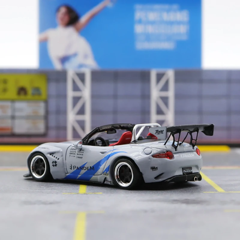 Diecast 1/64 Scale Mazda MX5 Rocket Rabbit Model 5 Diecast 1/64 Scale Mazda MX5 Rocket Rabbit Model - Image 5