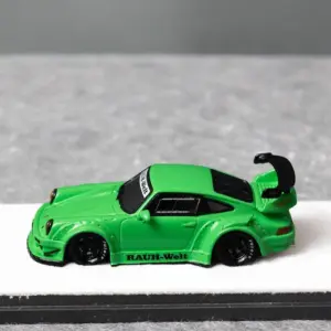 1/64 Scale Diecast Porsche 930 Model in Green 13 Sadcceace9dab46e595d2a23100f457f5c