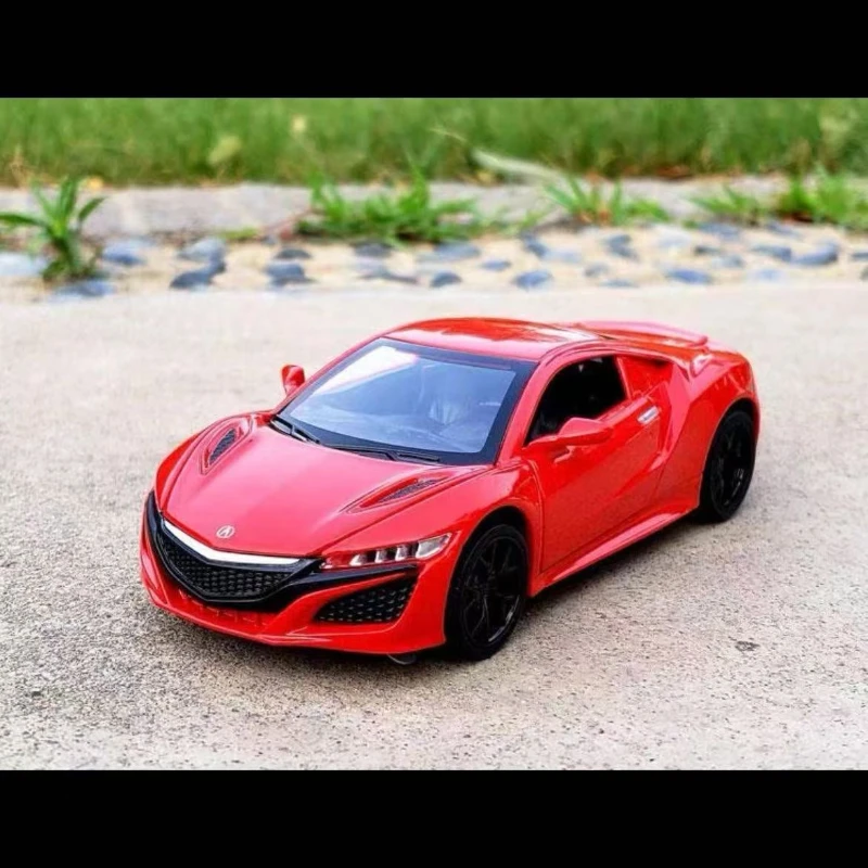 Honda Acura NSX 1:36 Scale Diecast Model 5 Honda Acura NSX 1:36 Scale Diecast Model - Image 5