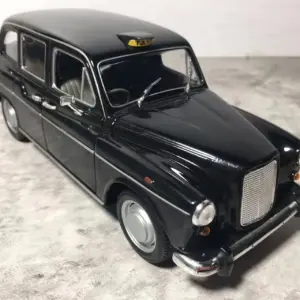 WELLY Austin FX4 London Taxi 1:24 Model 9 Sb189d19c55f1431fa21f446371a49945l