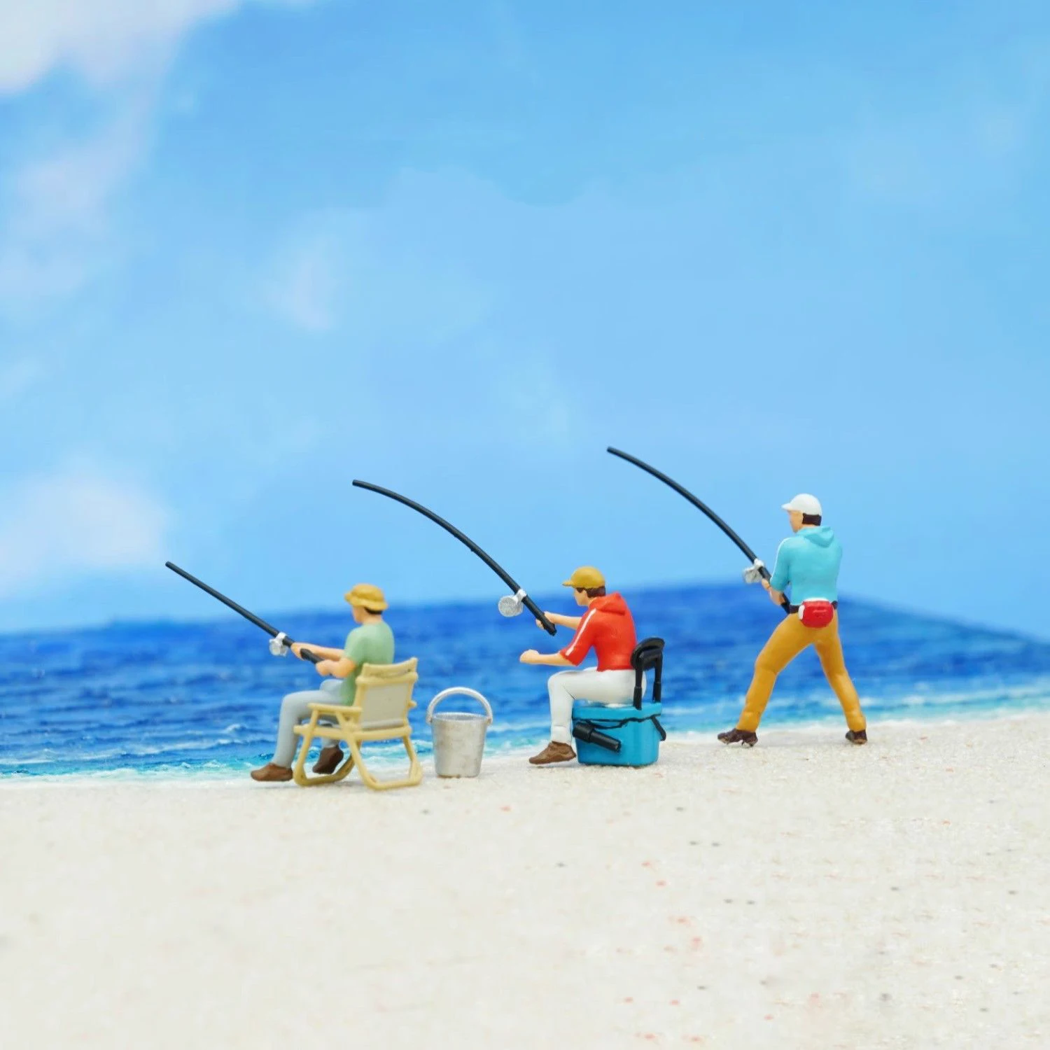 Handmade Fishing Miniature Model 2.6 cm Resin 6 Handmade Fishing Miniature Model 2.6 cm Resin - Image 6