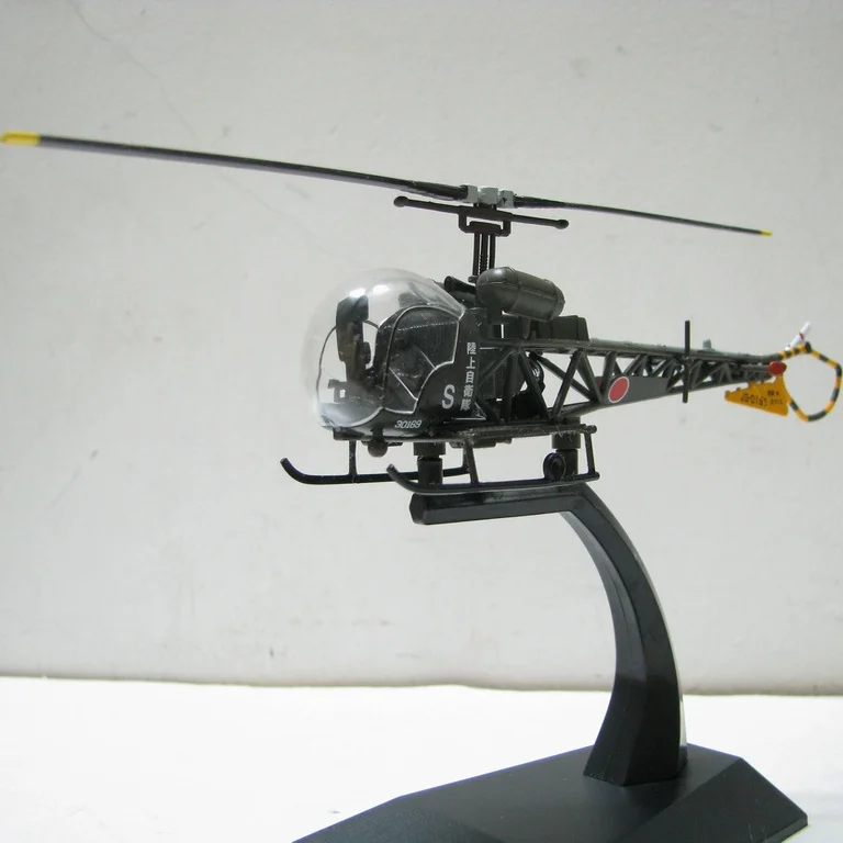 IXO H-13H Sioux Alloy Helicopter Model 1:72 2 IXO H-13H Sioux Alloy Helicopter Model 1:72 - Image 2