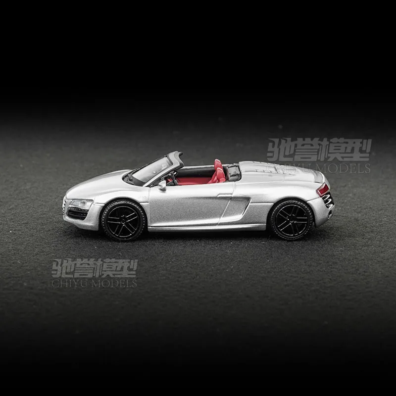 1:64 Scale Audi R8 V10 Spyder Model Car 6 1:64 Scale Audi R8 V10 Spyder Model Car - Image 6