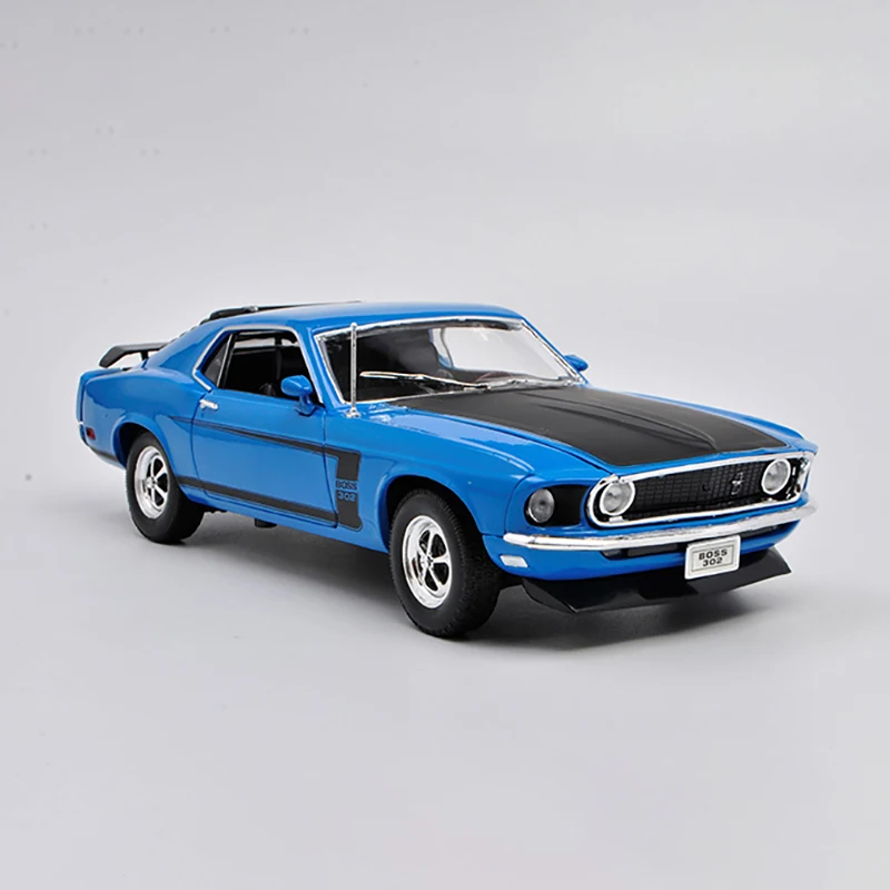 Welly Diecast 1970 Ford Mustang Boss 302 Model 2 Welly Diecast 1970 Ford Mustang Boss 302 Model - Image 2