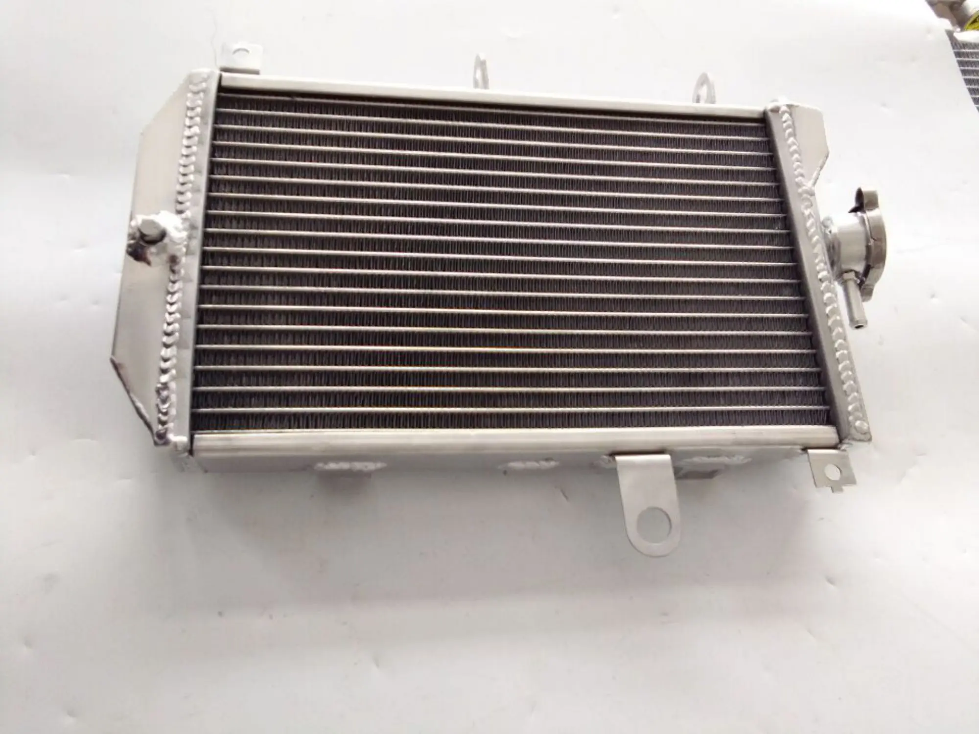 Aluminum Radiator Cooler for Suzuki Burgman 650 4 Aluminum Radiator Cooler for Suzuki Burgman 650 - Image 4