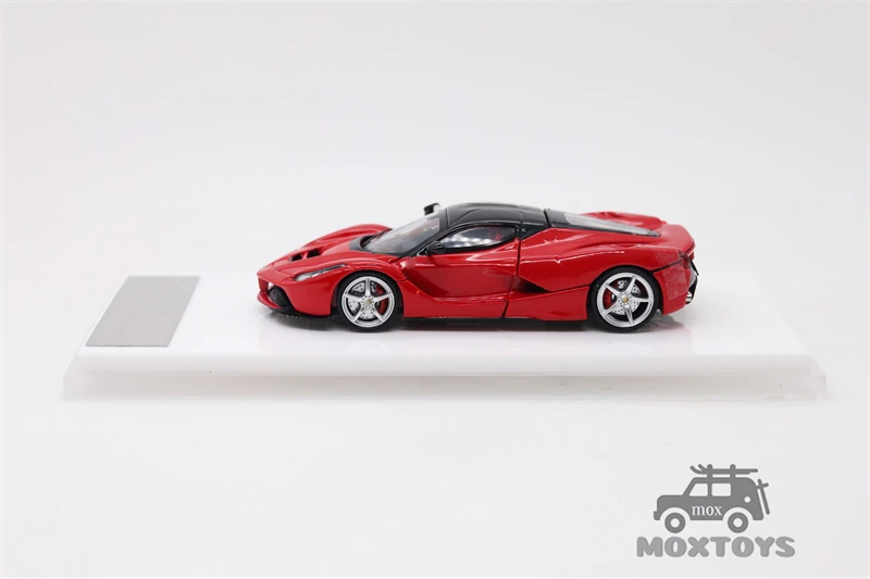 LaFerrari 1:64 Diecast Model Limited Edition 2 LaFerrari 1:64 Diecast Model Limited Edition - Image 2