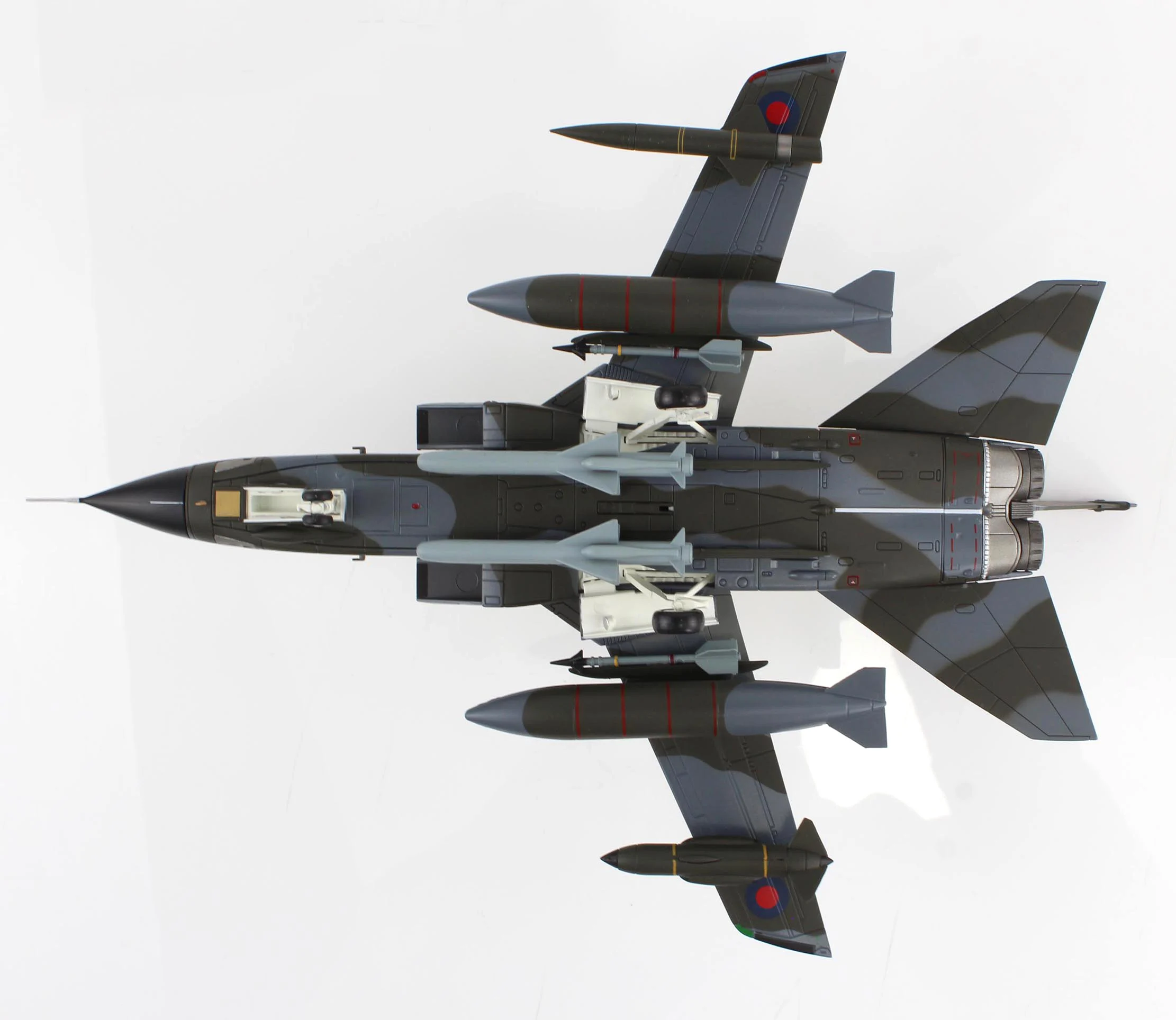 1/72 UK Tornado GR.1B AJ-Q/ZA456 Diecast Model 3 1/72 UK Tornado GR.1B AJ-Q/ZA456 Diecast Model - Image 3