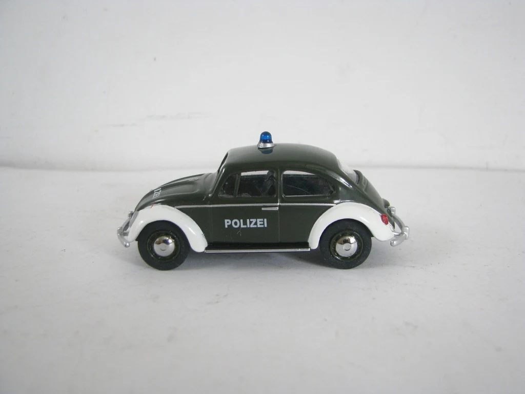 Diecast 1:64 Scale VW Kafer Polizei Model 2 Diecast 1:64 Scale VW Kafer Polizei Model - Image 2