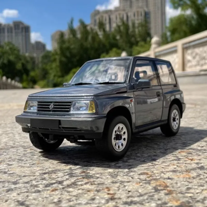 1/18 Scale Diecast Suzuki Vitara Escudo Model 2 1/18 Scale Diecast Suzuki Vitara Escudo Model - Image 2