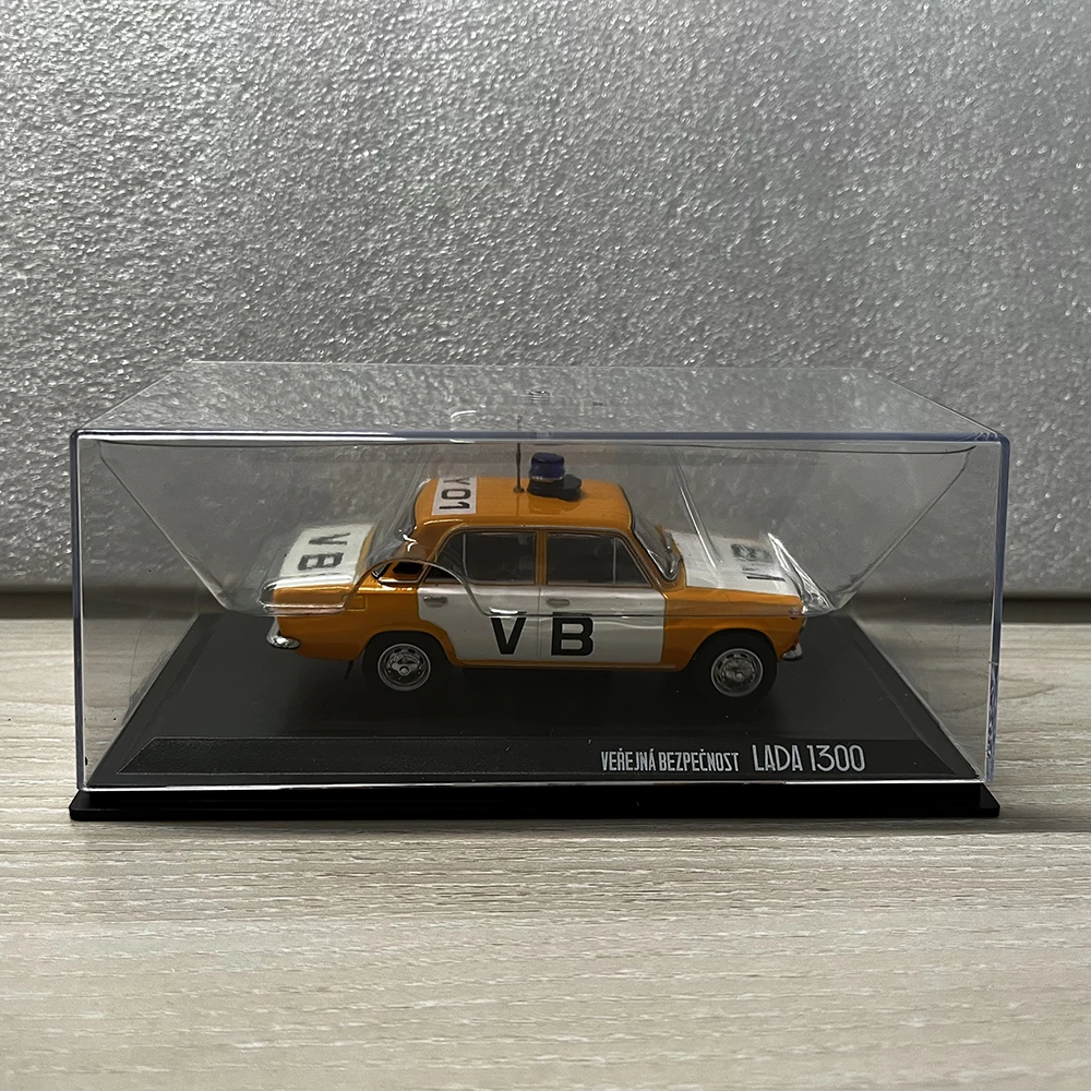 Soviet Lada 1300 VB Police Vehicle Model 1:43 3 Soviet Lada 1300 VB Police Vehicle Model 1:43 - Image 3