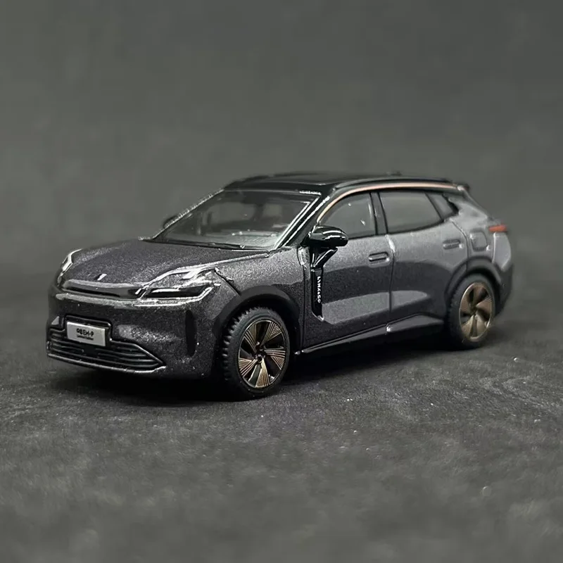 Bburago 1:64 LYNK&CO 08 EM-P SUV Diecast Model 6 Bburago 1:64 LYNK&CO 08 EM-P SUV Diecast Model - Image 6
