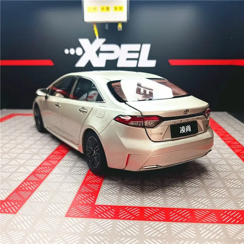 1/18 Scale Diecast Model of 2021 Toyota Levin 6 1/18 Scale Diecast Model of 2021 Toyota Levin - Image 6