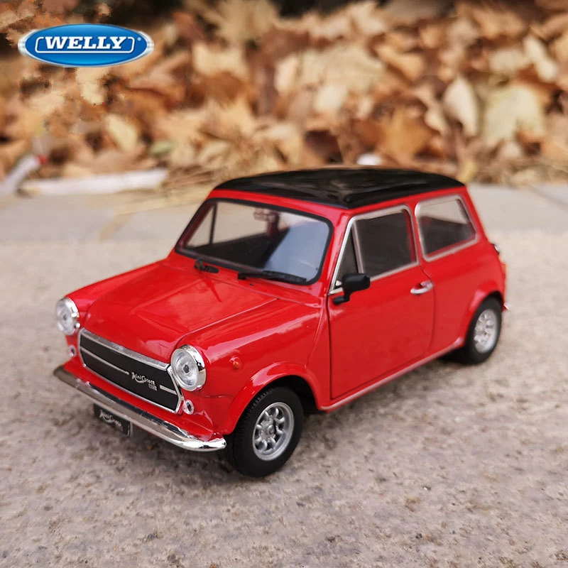 WELLY 1:24 Mini Cooper 1300 Diecast Model 2 WELLY 1:24 Mini Cooper 1300 Diecast Model - Image 2