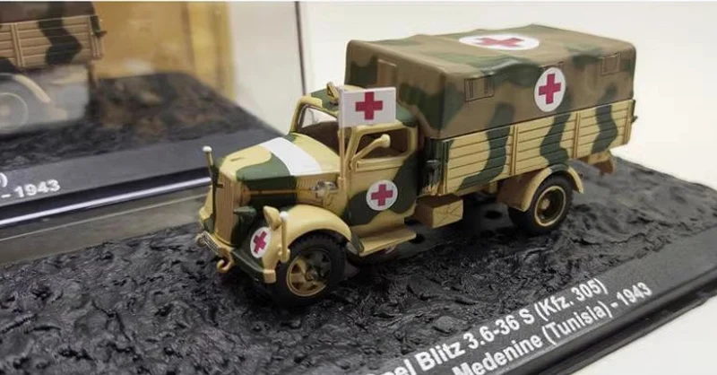 Blitz 1/72 Scale German Ambulance Model 2 Blitz 1/72 Scale German Ambulance Model - Image 2