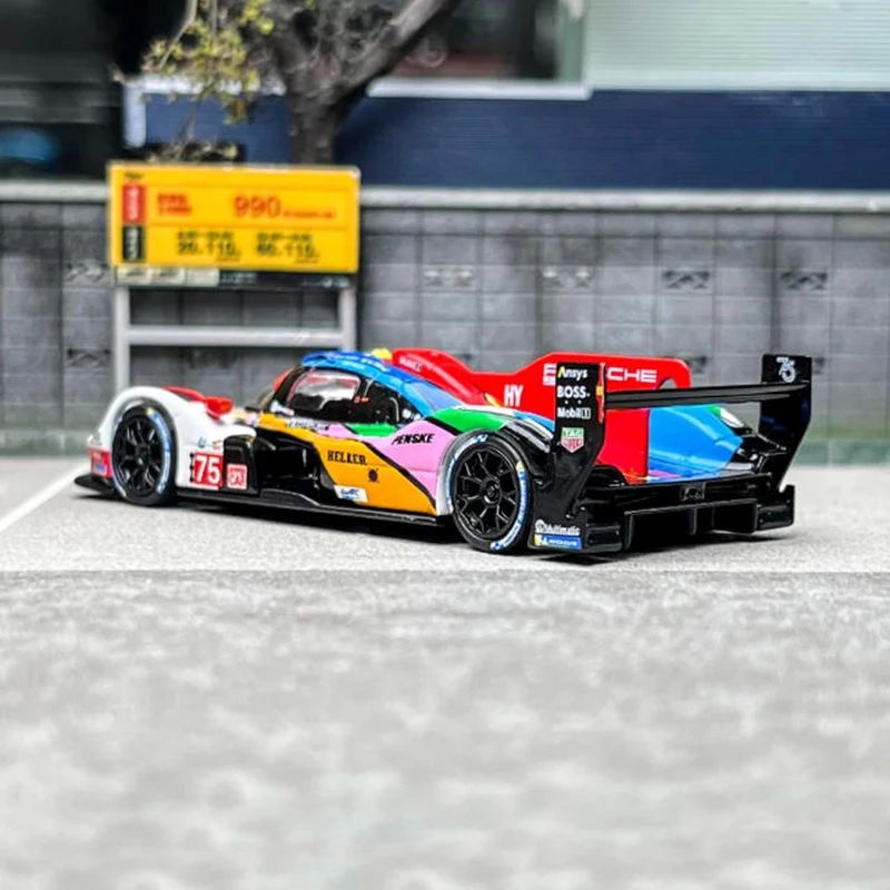 MINIGT 1:64 963 75 Le Mans Diecast Model 5 MINIGT 1:64 963 75 Le Mans Diecast Model - Image 5