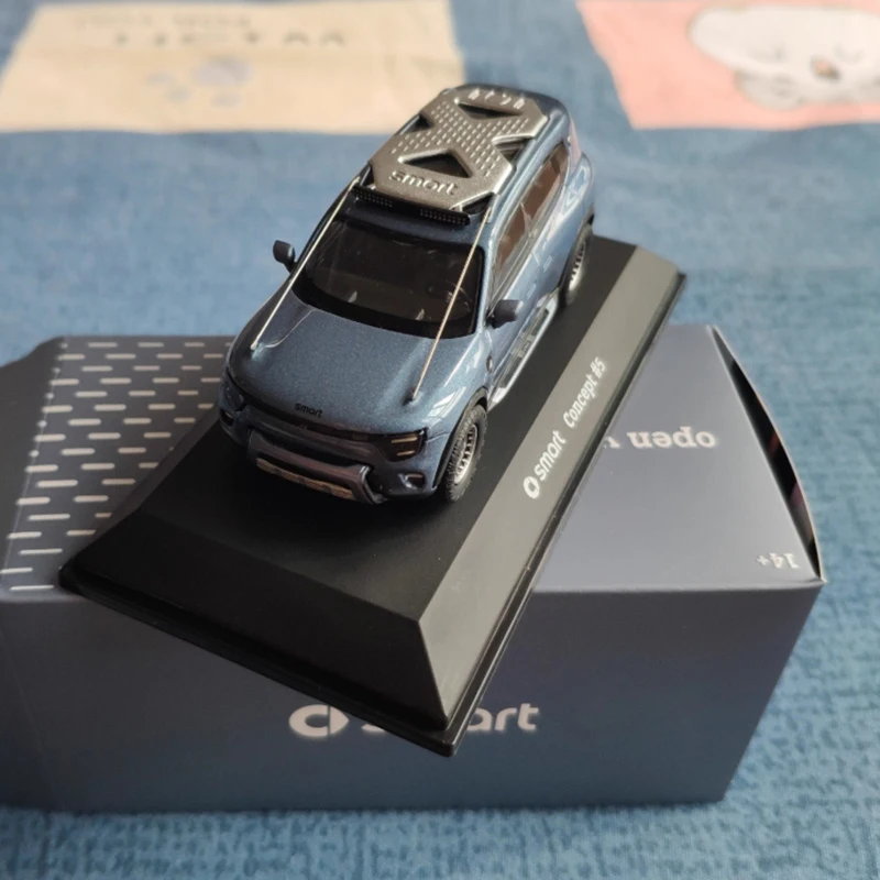 Smart Concept #5 1:64 Scale Diecast Model Car 2 Smart Concept #5 1:64 Scale Diecast Model Car - Image 2