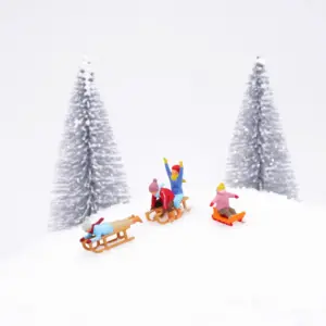 Winter Wonderland Resin Miniature Diorama Set 11 Sc8de64d3e8e24fa9b19ea9d3645997c8B
