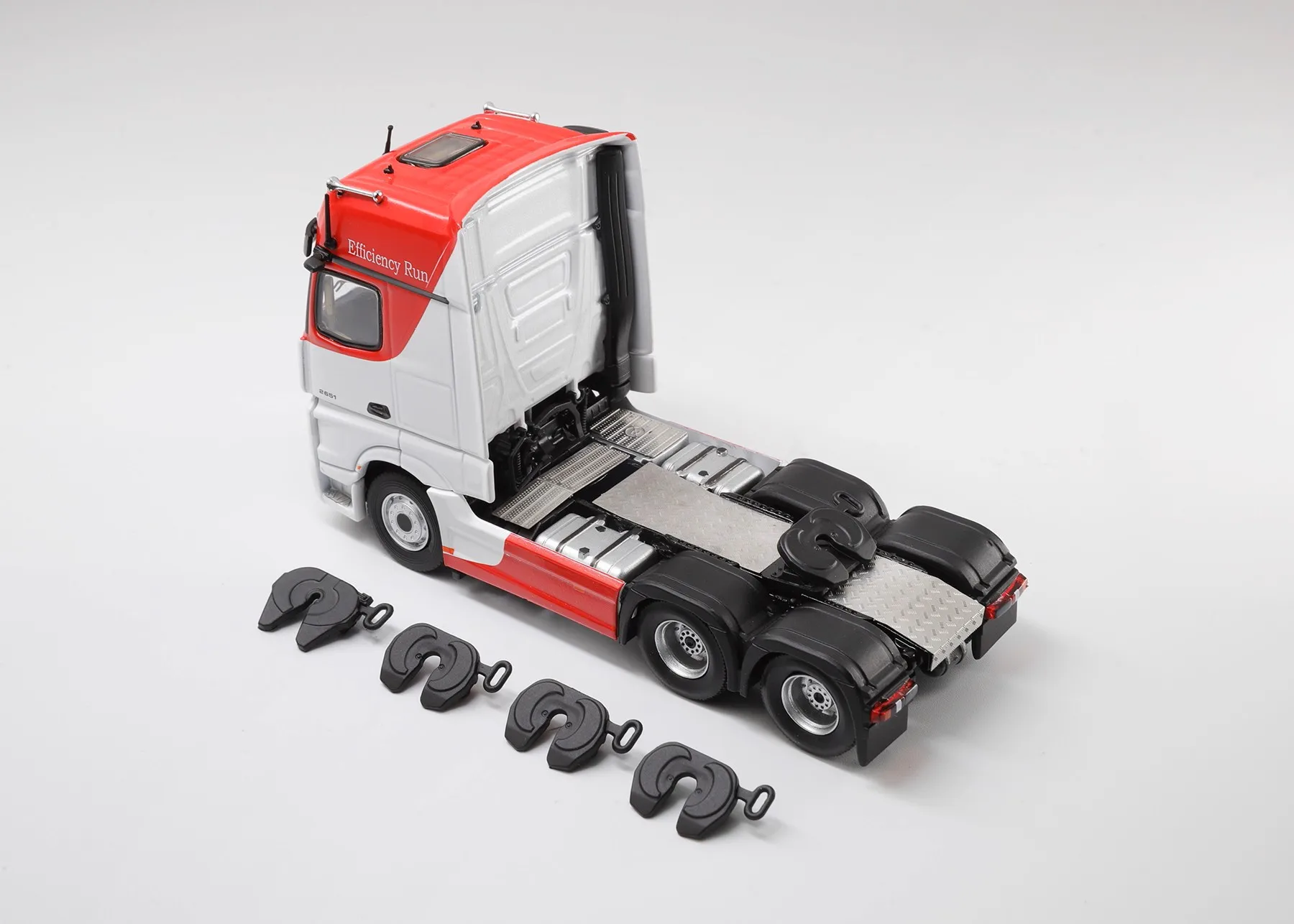 GCD ACTROS GIGASPACE 6x2 Diecast Model 1/64 3 GCD ACTROS GIGASPACE 6x2 Diecast Model 1/64 - Image 3