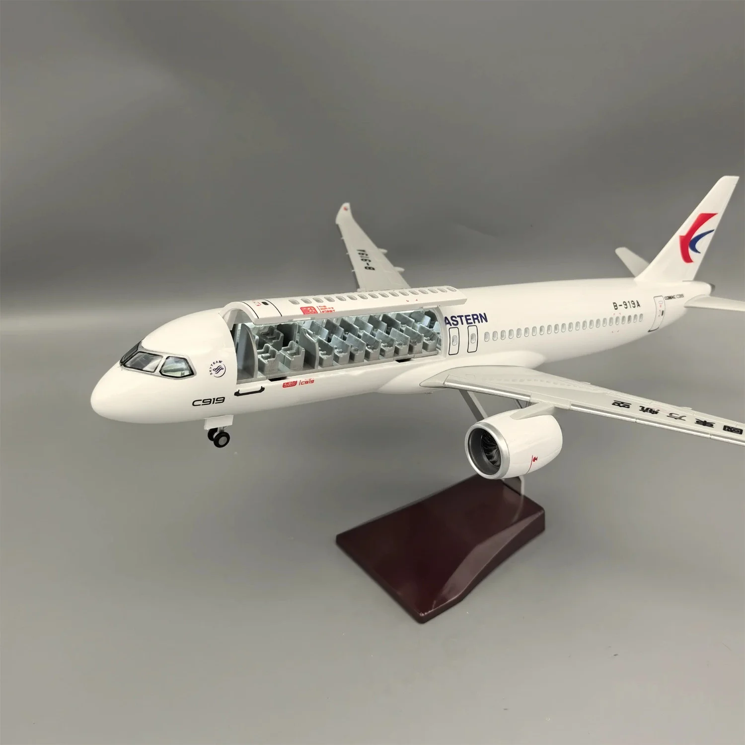 Eastern C919 Resin Diecast Airplane Model 47CM 3 Eastern C919 Resin Diecast Airplane Model 47CM - Image 3