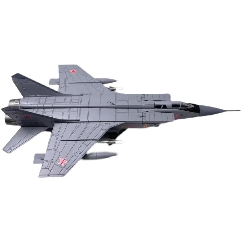 Soviet MiG-31 Model 1:72 Scale Aircraft 4 Soviet MiG-31 Model 1:72 Scale Aircraft - Image 4
