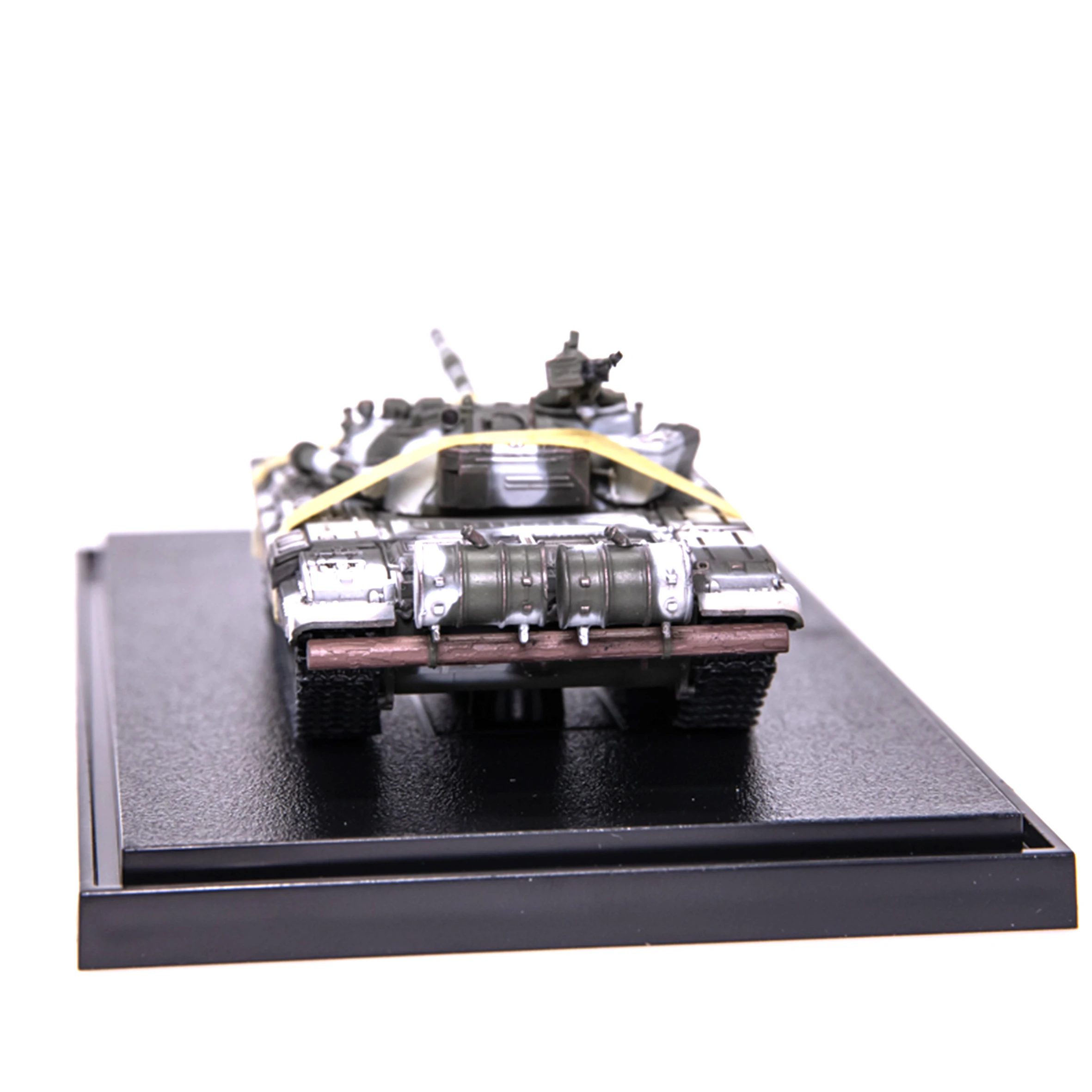1:72 Scale Russian T-72A Tank Model 6 1:72 Scale Russian T-72A Tank Model - Image 6