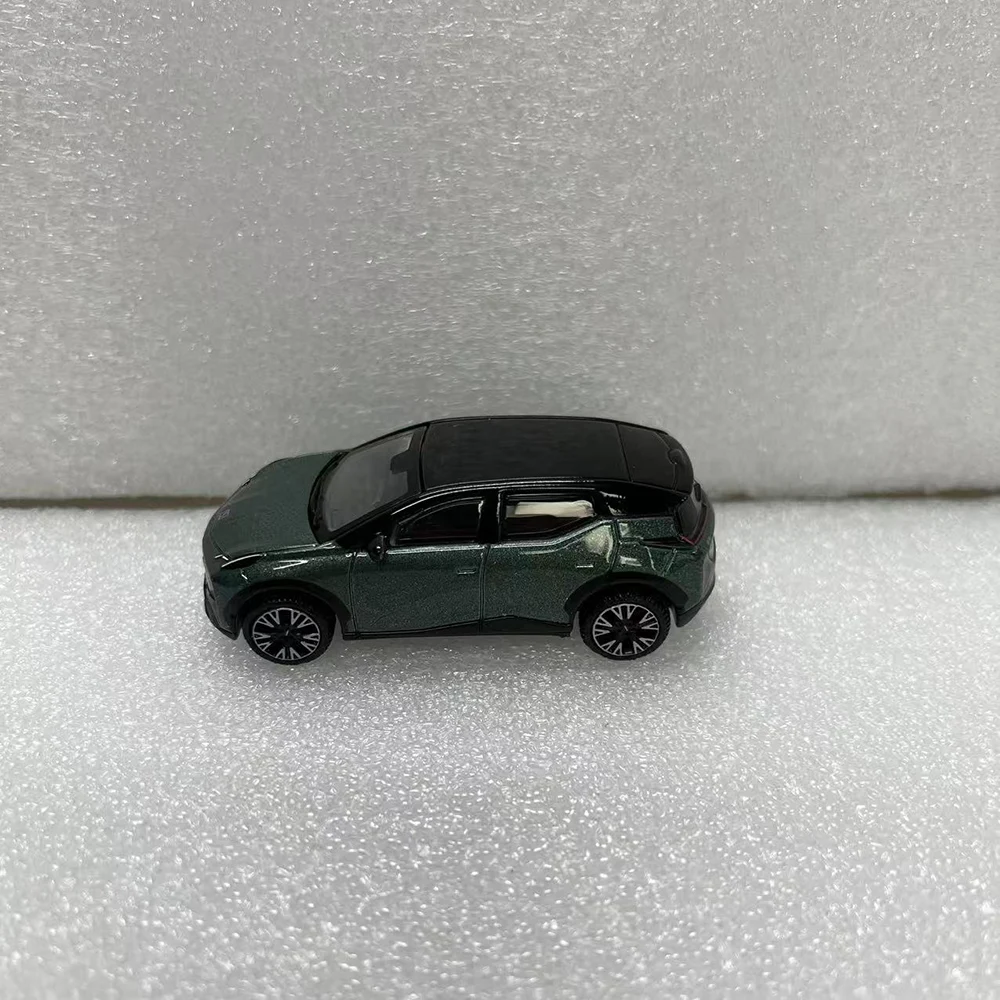 Geely Lantu 1:64 Scale Die-Cast Model Car 3 Geely Lantu 1:64 Scale Die-Cast Model Car - Image 3